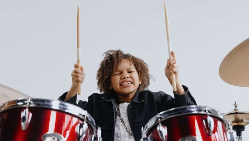 Latihan Drum Pemula: Panduan Belajar dari Dasar hingga Bisa Bermain Lagu